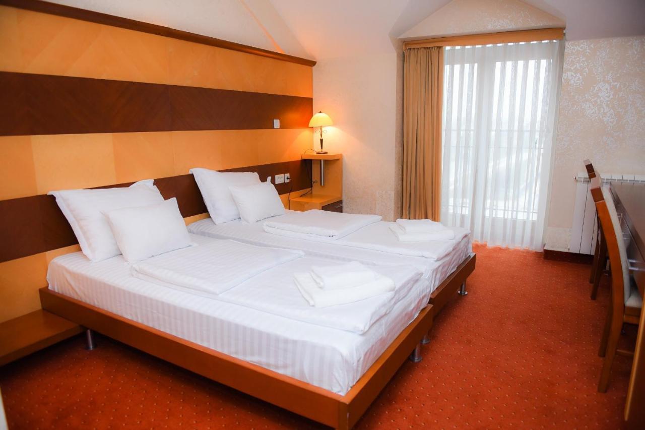 Hotel Marshal Niksic Exterior photo