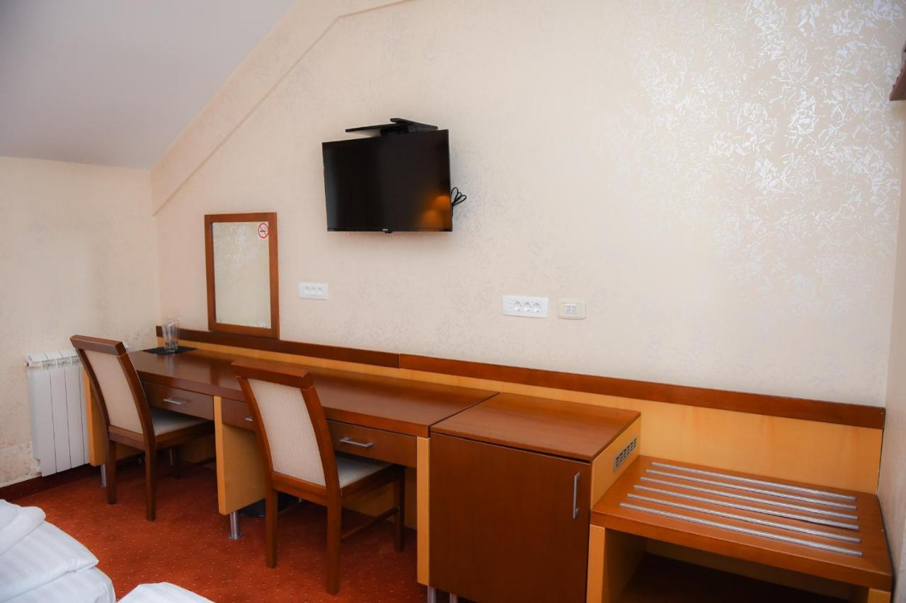 Hotel Marshal Niksic Exterior photo
